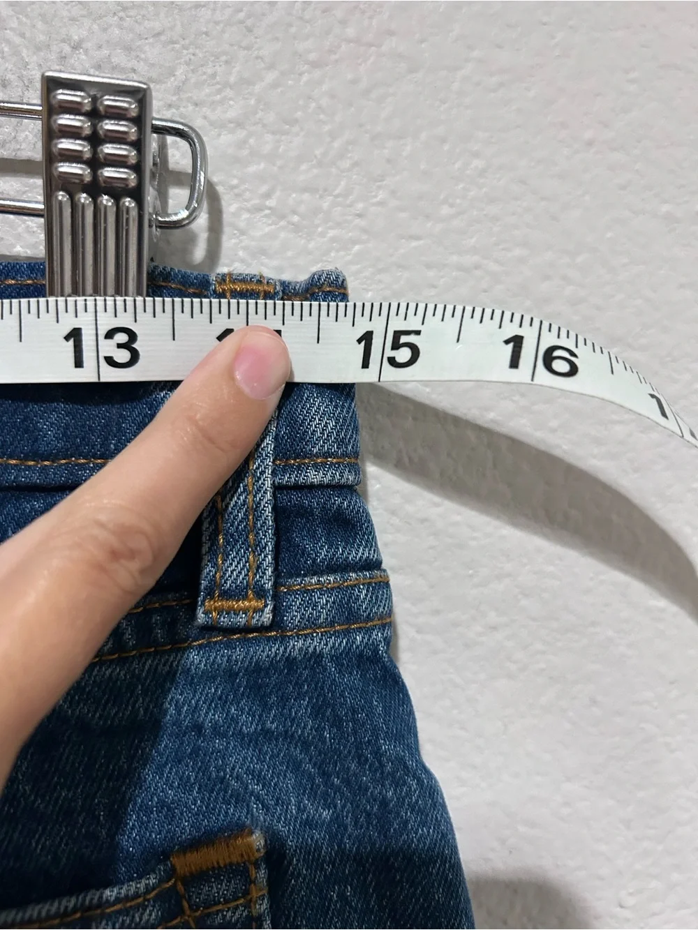 Abercrombie & Fitch the 90s straight Jean high rise